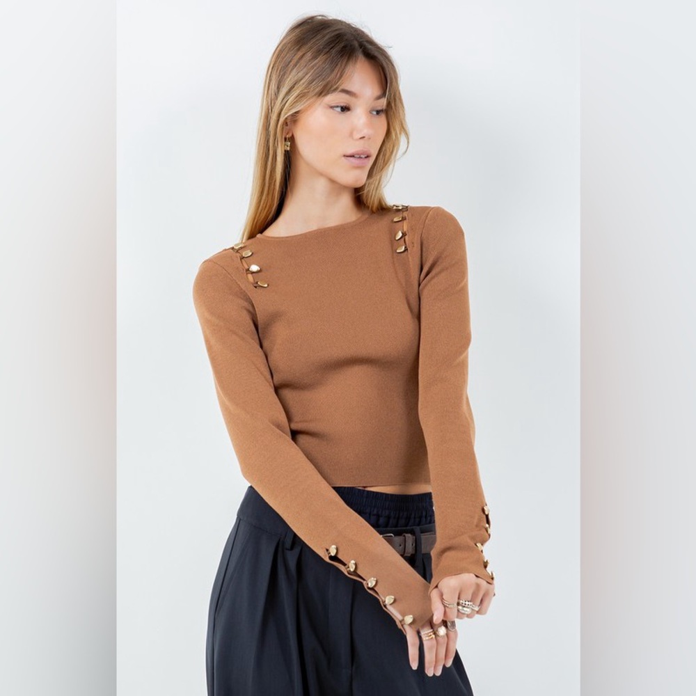 NWOT Abstract Button Detail Knit Sweater - Picture 4 of 5